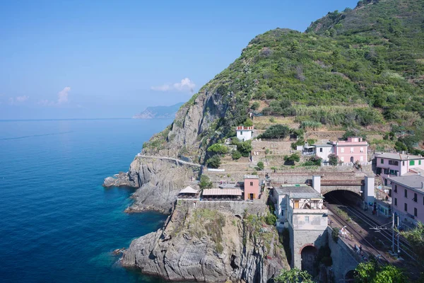 Vista Superior Deslumbrante Cor Mar Das Montanhas Estação Ferroviária Riomaggiore — Fotografia de Stock