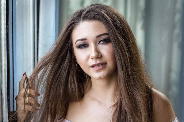 Güzel saçlı Genç kız portre çekim