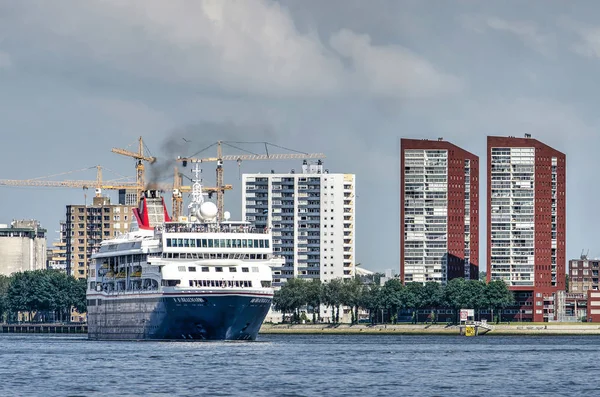 Rotterdam Hollanda Mayıs 2018 Cruiseship Skoç Northsea Giderken Katendrecht Mahalle — Stok fotoğraf