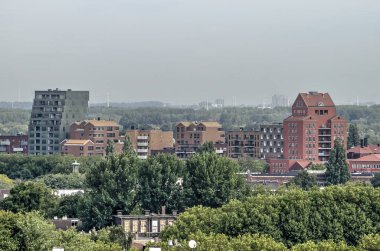Rotterdam, Hollanda, 8 Eylül 2018: son konut gelişmeleri Nieuw Crooswijk mahallede post-modern tarzında, havadan görünümü