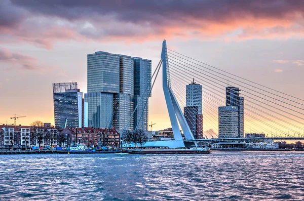 Rotterdam Nizozemsko Prosince 2018 Barevné Nebe Při Západu Slunce Nad — Stock fotografie