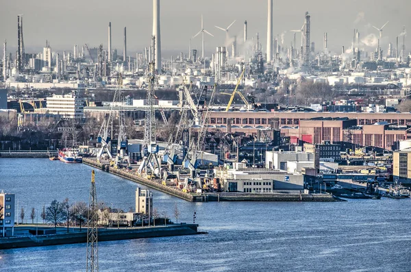 Rotterdam Hollandia 2019 Január Ipari Tevékenységek Heijplaat Folyó Kikötő Előtérben — Stock Fotó