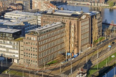 Rotterdam, Hollanda, 20 Ocak 2019: ünlü vergi dairesi, Puntegaalstraat, havadan görünümü şimdi konut bina için dönüştürülür