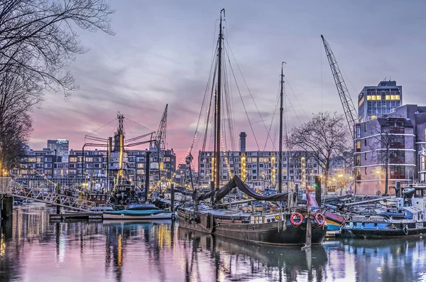 Rotterdam Belanda Februari 2019 Pemandangan Pelabuhan Bierhaven Dengan Tongkang Bersejarah — Stok Foto