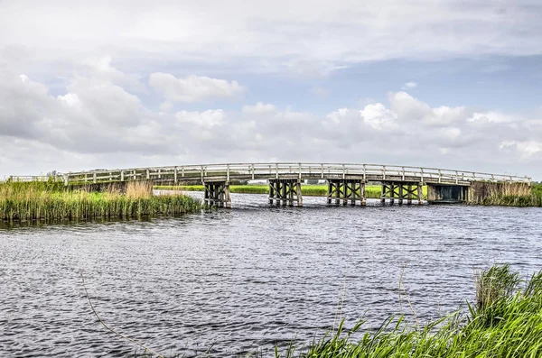 Kruising Van Twee Grachten Alblasserwaard Polder Nederland Met Een Houten — Stockfoto