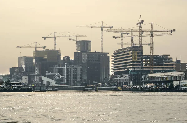 Rotterdam Augustus 2019 Uitzicht Nieuwe Maas Naar Gebouwen Met Kranen — Stockfoto