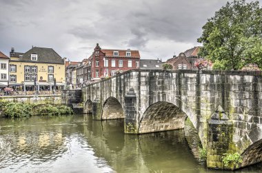 Roermond, Hollanda, 12 Temmuz 2019: Roer Nehri manzarası, 18.