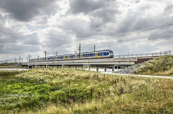 Kampen Países Bajos Julio 2019 Tren Del Velocista Dutch Railways —  Fotos de Stock