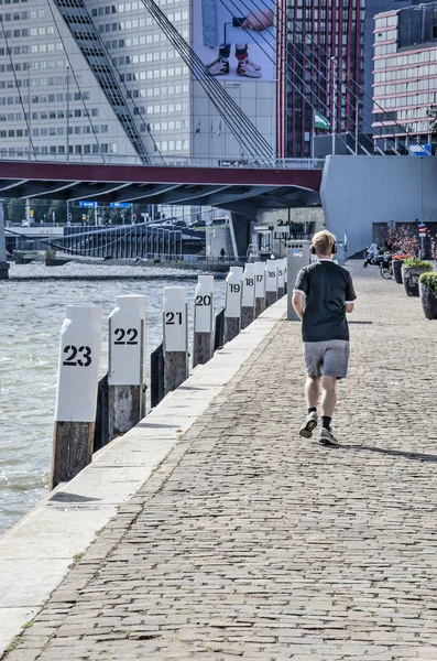 Rotterdam Netherlands September 2019 Young Man Wearing Headphones Running Quay — Stock Photo, Image