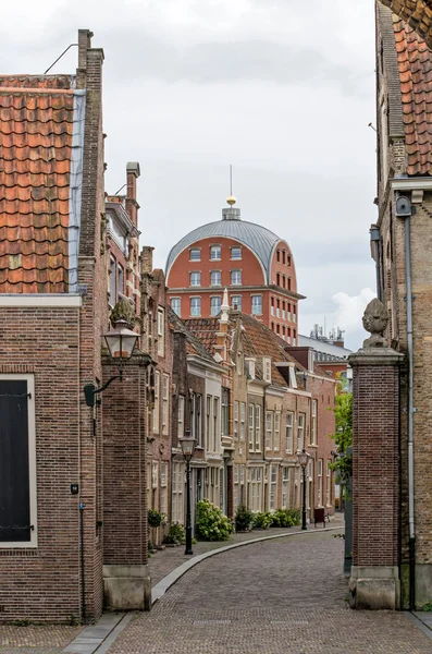 Dordrecht Augustus 2020 Historische Huizen Licht Gebogen Hofstraat Oude Binnenstad — Stockfoto