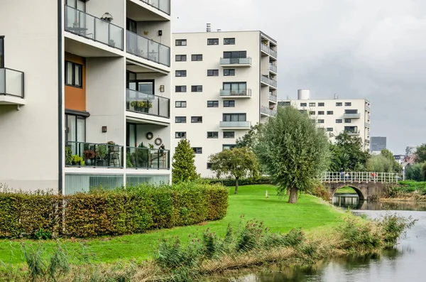 Spijkenisse Pays Bas Septembre 2020 Groupe Trois Bâtiments Résidentiels Plâtre — Photo