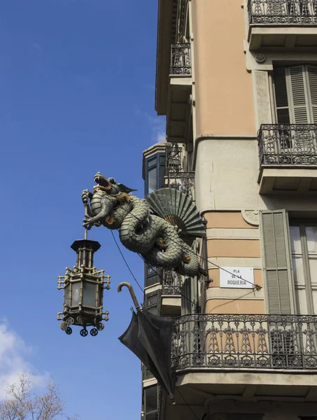 Barselona gothic quarter'ndaki kemer öğelerin fotoğraf