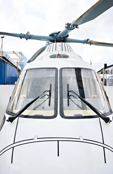 Helicóptero Para Ambulancia Médica Con Cruz Roja — Foto de Stock