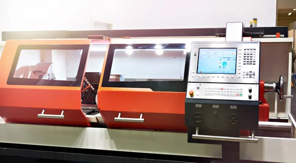 Torno Universal Center Com Sistema Cnc Planta — Fotografia de Stock