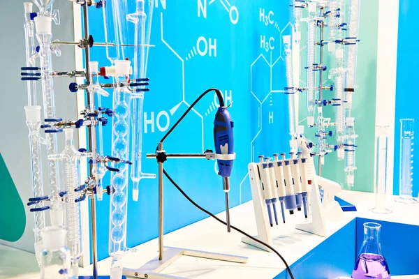 Chemische Kolven Uitrusting Het Lab — Stockfoto