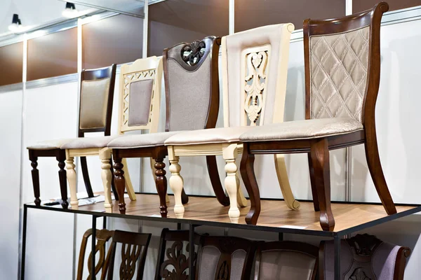 Chairs in furniture store — Stock Photo, Image