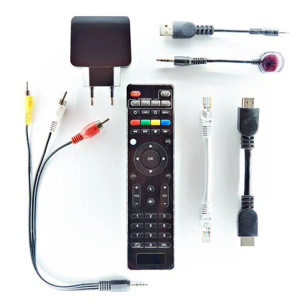 リモートコントロール Tv およびワイヤコネクタの絶縁 — ストック写真