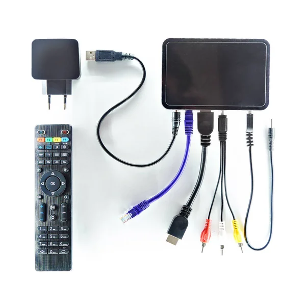원격 제어 Tv 및 절연 전선 커넥터 — 스톡 사진