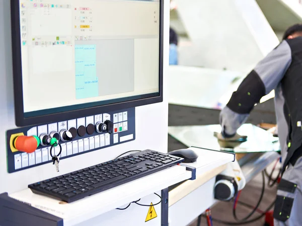 Modern glass cutting machine — Stock Photo, Image