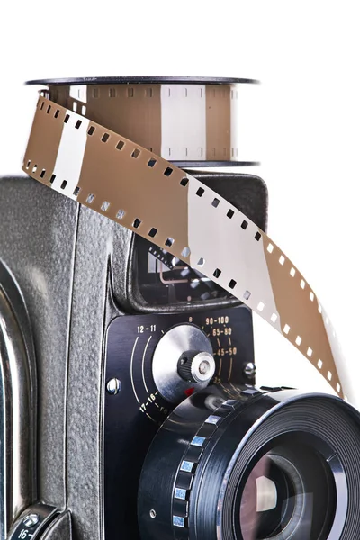モスクワ ロシア 2016年5月24日 古いヴィンテージ映画カメラQuarz 1963とフィルム分離白 — ストック写真