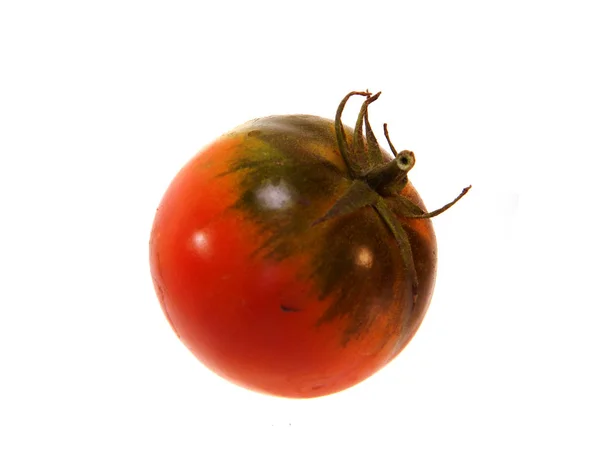 Tomate aislado sobre fondo blanco — Foto de Stock