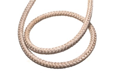 beyaz arkaplanda izole edilmiş ip