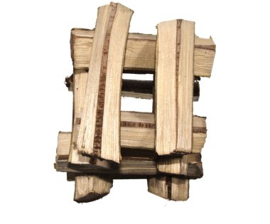 Beyaz arkaplanda yakacak odun