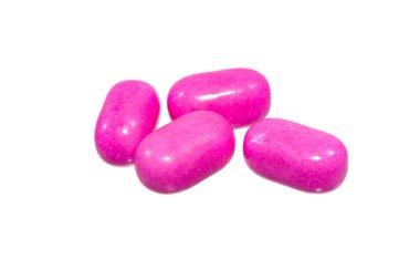 Beyaz arka planda izole edilmiş tıbbi ilaçlar.