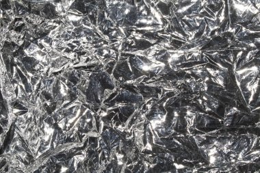 folyo siyah arkaplanda izole edildi