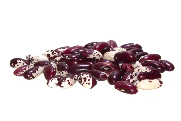 Beyaz arkaplanda izole edilmiş fasulye