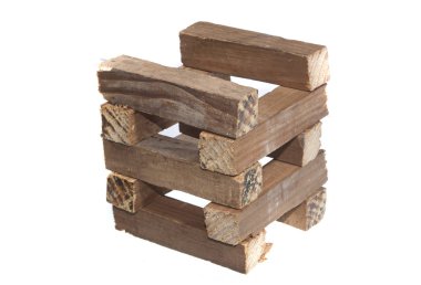 Beyaz arkaplanda yakacak odun