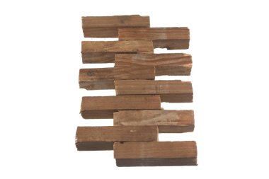 Beyaz arkaplanda yakacak odun