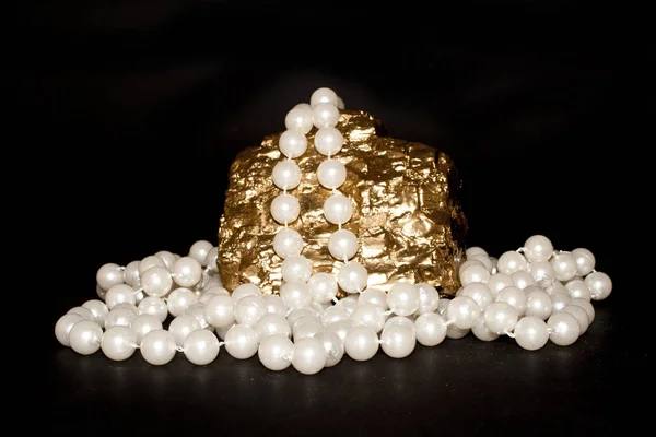 Pearls isolated on black background — Stock Photo, Image