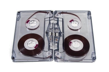 kaset beyaz arkaplanda izole edildi