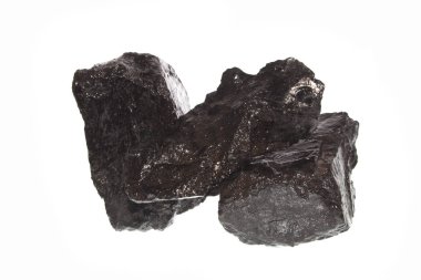 kömür beyaz arkaplanda izole edildi