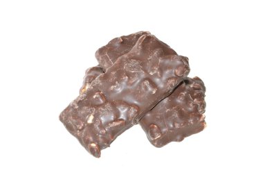 Beyaz arkaplanda izole edilmiş çikolatalı kurabiye