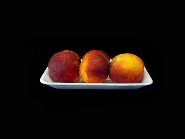 Red Peach Isolated Black Background — Stock Photo, Image