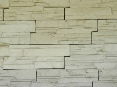                                Arkaplan olarak tuğla beton duvarlar