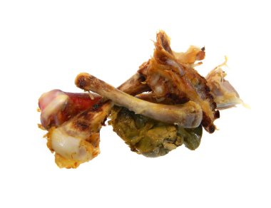                                Beyaz arka planda izole edilmiş tavuk kemikleri