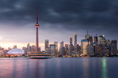Toronto şehri yazın ufuk çizgisi, Toronto, Kanada