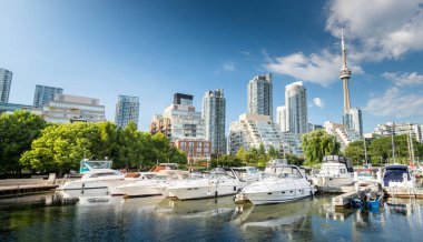 Toronto 'da yaz mevsiminde güzel liman çekimleri, Toronto, Kanada