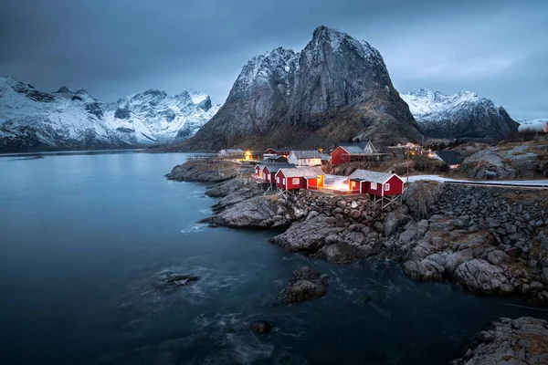 านประมง Hamnoy ในฤด หนาวในเกาะ Lofoten นอร เวย — ภาพถ่ายสต็อก