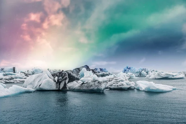 Naturskön Bild Glaciären Som Smälter Arktiskt Vatten Norrsken — Stockfoto