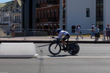 Minsk, Beyaz Rusya - 25 Haziran 2019: Almanya'dan bisikletçi, 25 Haziran 2019'da Minsk, Beyaz Rusya'da düzenlenen 2.