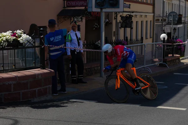 Mińsk, Białoruś-25 czerwca 2019: rowerzysta z Chorwacji Barac bierze udział w zawodach Men Split Start Individual Race na 2. wydarzenie europejskie czerwiec 25, 2019 w Mińsk, Białoruś — Zdjęcie stockowe