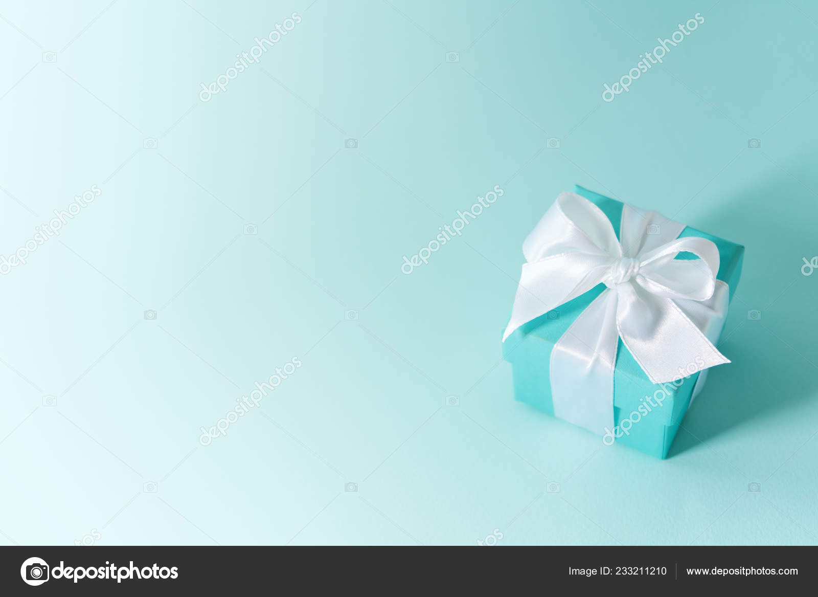 10 730 Tiffany Stock Photos Free Royalty Free Tiffany Images Depositphotos