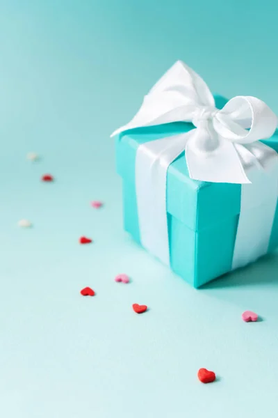 Box Tied White Silk Ribbon Tiffany Blue Color Pastel Background — Stock Photo, Image