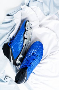 Moskova, Rusya - 22 Ocak 2019: Futbol futbol boots ayakkabısı Beyaz t-shirt üniforma Nike ayakkabı çifti