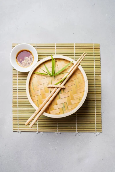 Bovenaanzicht Van Gesloten Traditionele Chinese Bamboe Steamer Voor Gestoomde Dumplings — Stockfoto