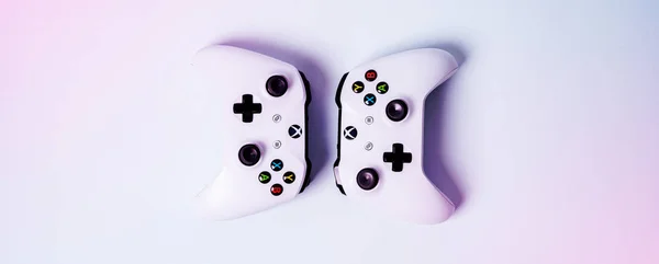 Deux Manettes Manette Manette Manettes Jeu Xbox Sur Fond Lilas — Photo